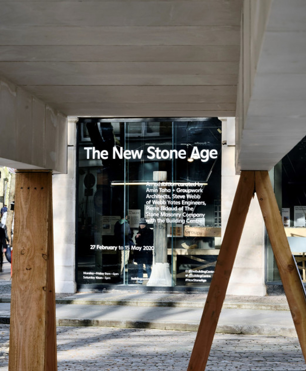 Image of the building centre